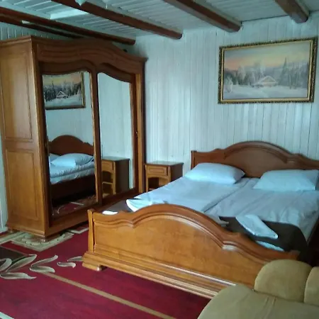Dovbushanka بوكوفِل